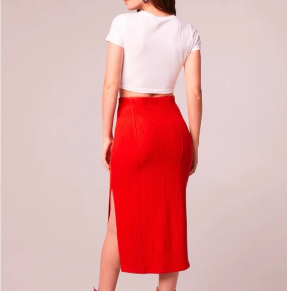 Band of Gypsie NWT RENEE RUST RIBBED SLIT PENCIL MIDI SKIRT - Picture 3 of 4